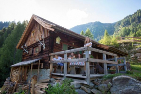 Отель Berghütte Bloatschtratten  Перк